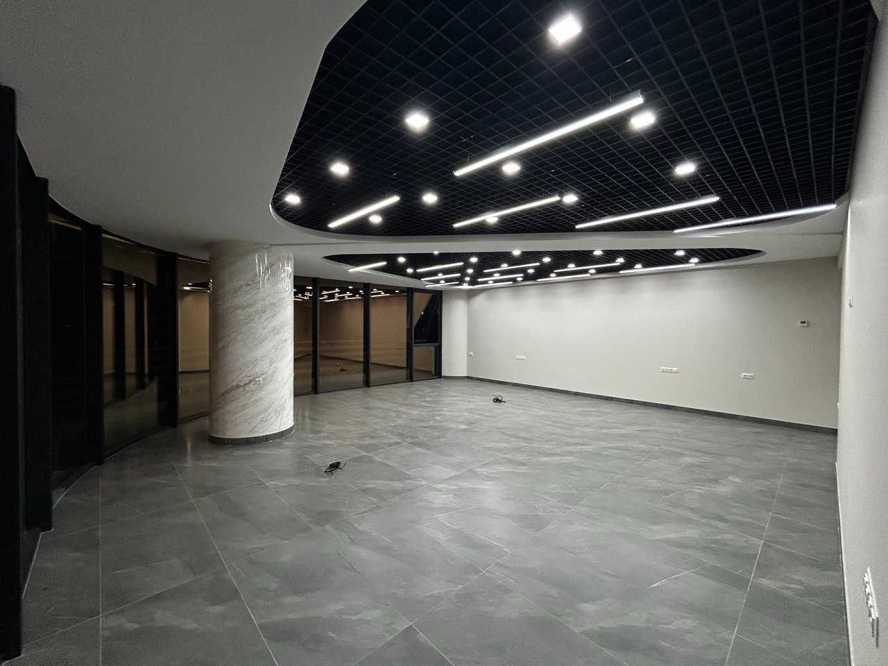 ZGG Бизнес Центр - Офис 117м2 - ул. Бабура - PIRAMIT - Zarafshan City