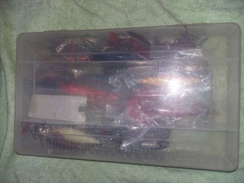 Articole de pescuit,acesorii pescari cu carlige si ancore,T.GRATUIT