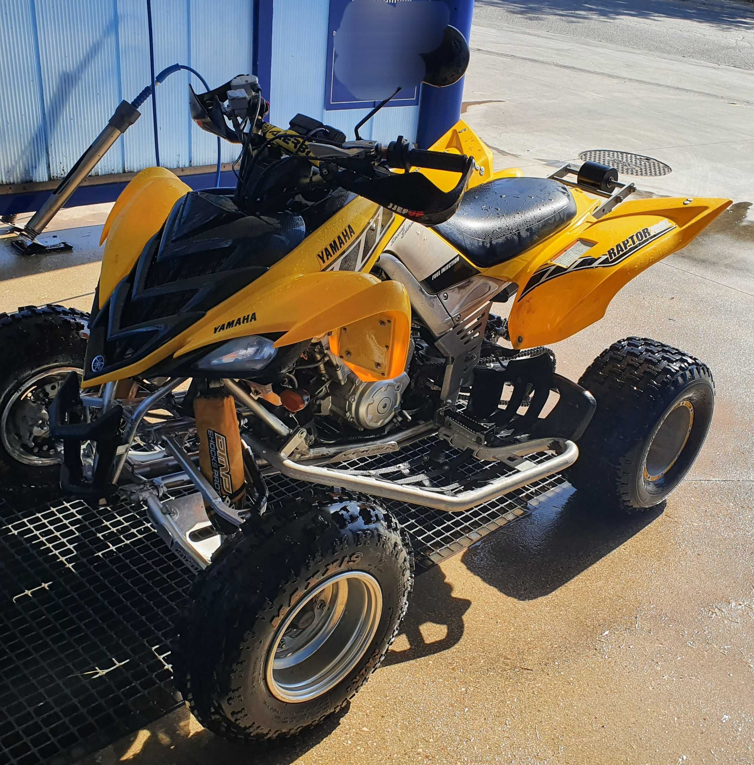 Yamaha raptor 700R