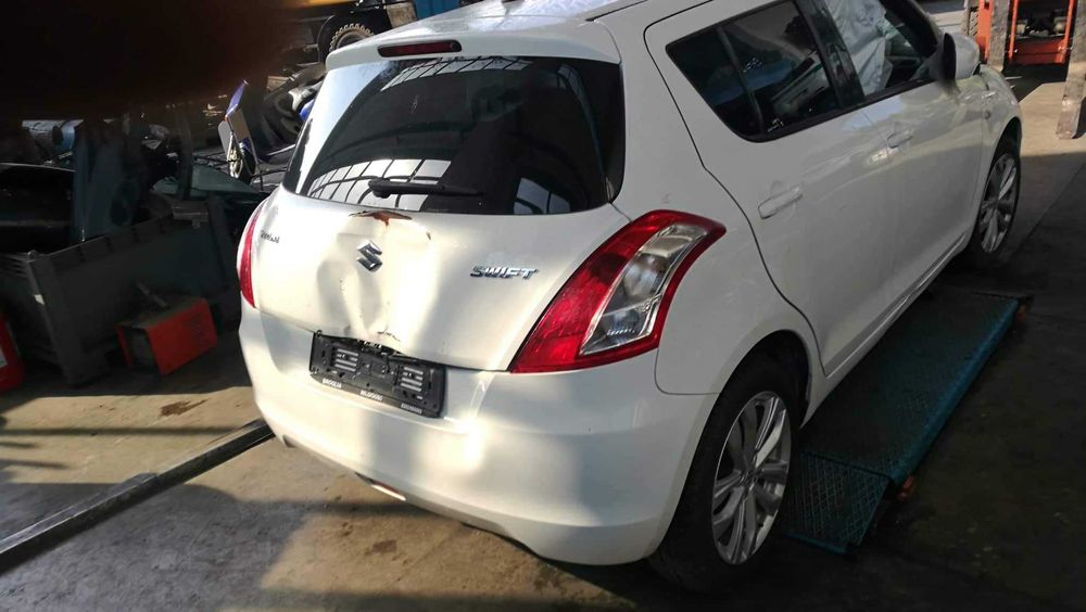 Ляв L стоп за Сузуки Суифт/Suzuki Swift 2014 5 V серия оригинален о