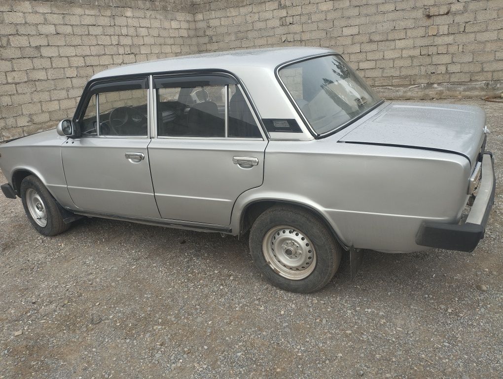 Vaz 21011 yili 1984