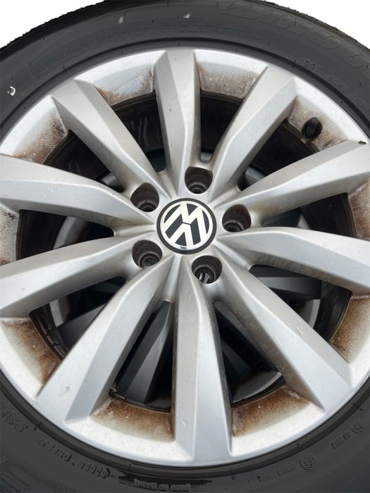 Set jante aliaj R17 originale Vw cu anvelope de vara 235 55 R17