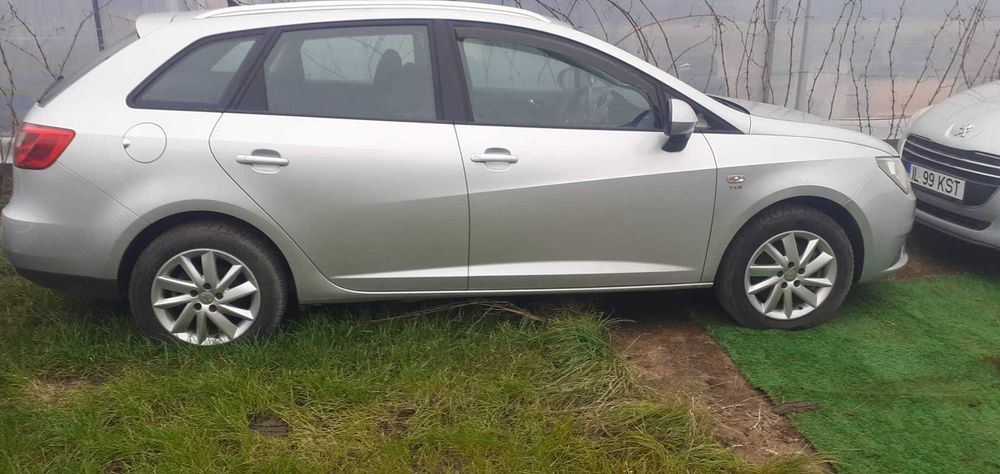 Dezmembrez Seat Ibiza 1.6tdi CAY