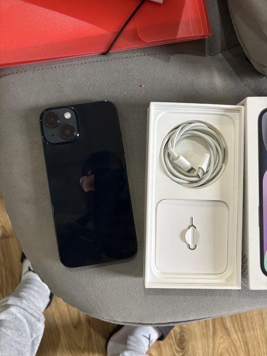 Телефон Iphone 14