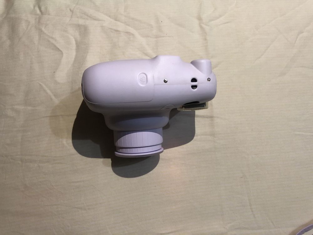 Продаю Instax 11 mini