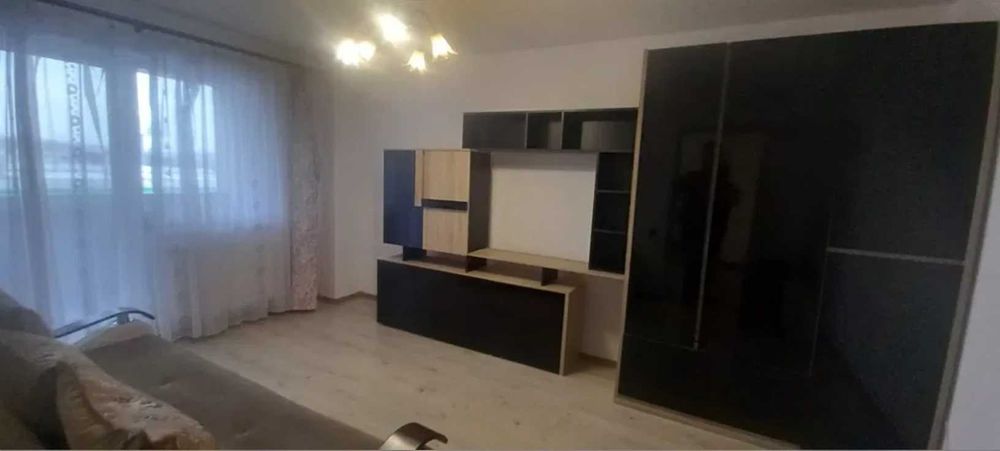 Ap.3, cameră, de închiriat la Leroy, Mărăști