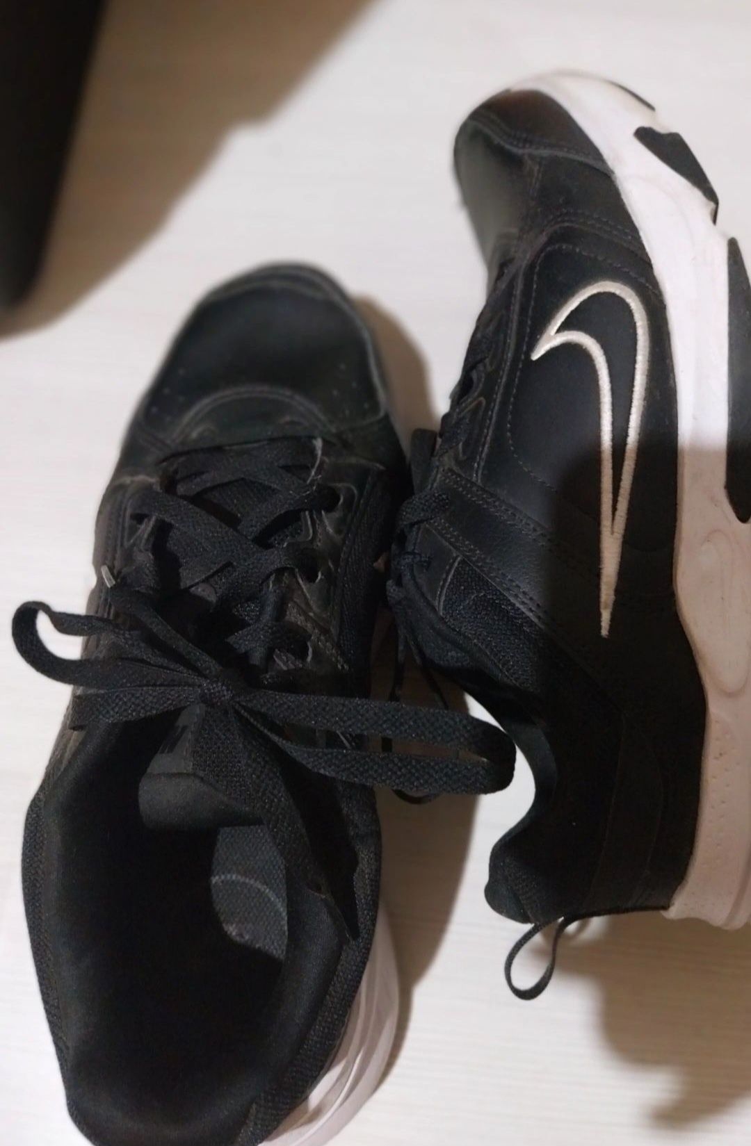 Оригинални дамски маратонки Nike
