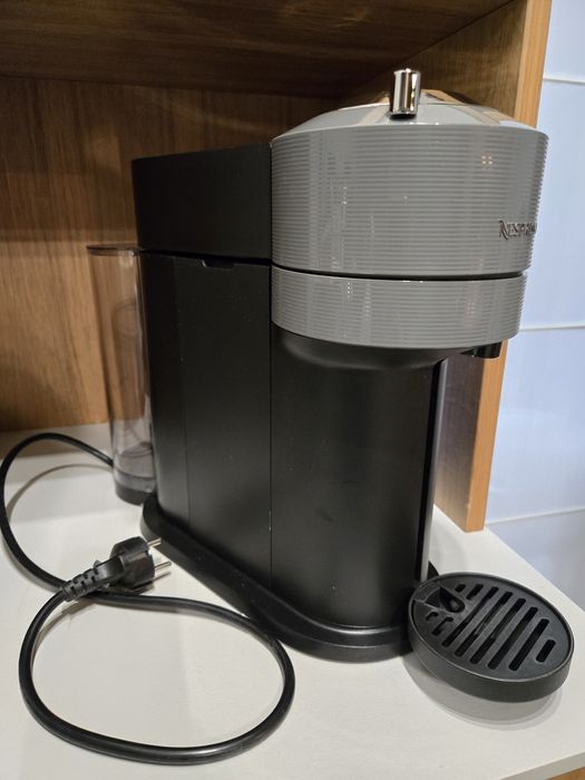 Espressor Nespresso Vertuo Next Original