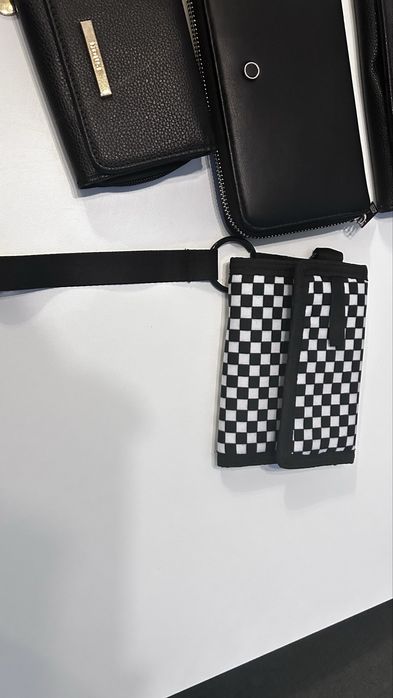 Портмонета - дамски