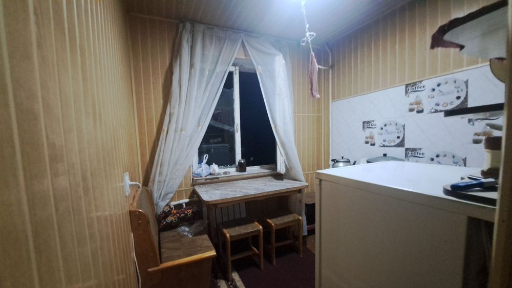 Чирчик шахар 
4-микрораён
#1-хона 4-этаж 
Квартира ижарага берилади