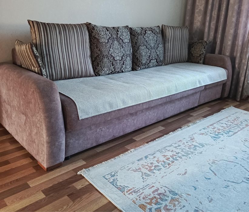 Продам большой диван