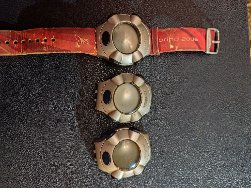 Продам часы Swatch кварцевый хронограф