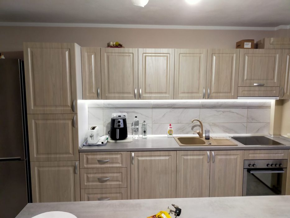Camera de închiriat la casa