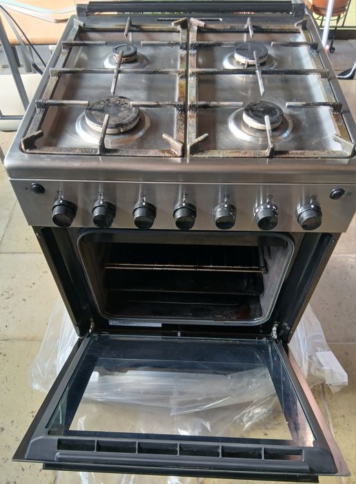 Aragaz ElectroluxEKG61185OX, aprindere electrica,grill,rotisor,60 cm