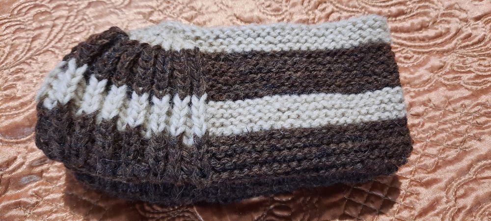 За топли крачета ръчно плетено  вълнени чорапи