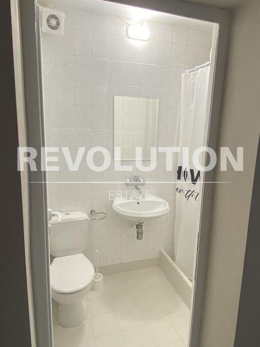 Дава се под наем Двустаен апартамент в Варна, Център - 50 кв.м за 400 € - Снимка #8