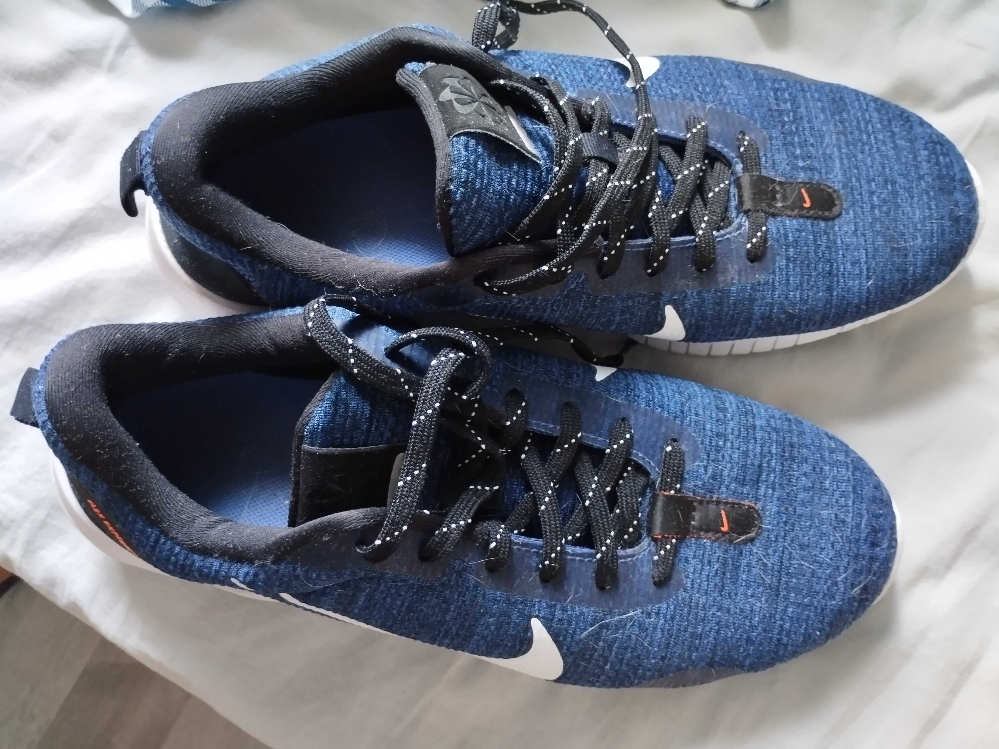 Мъжки маратонки nike 42 номер