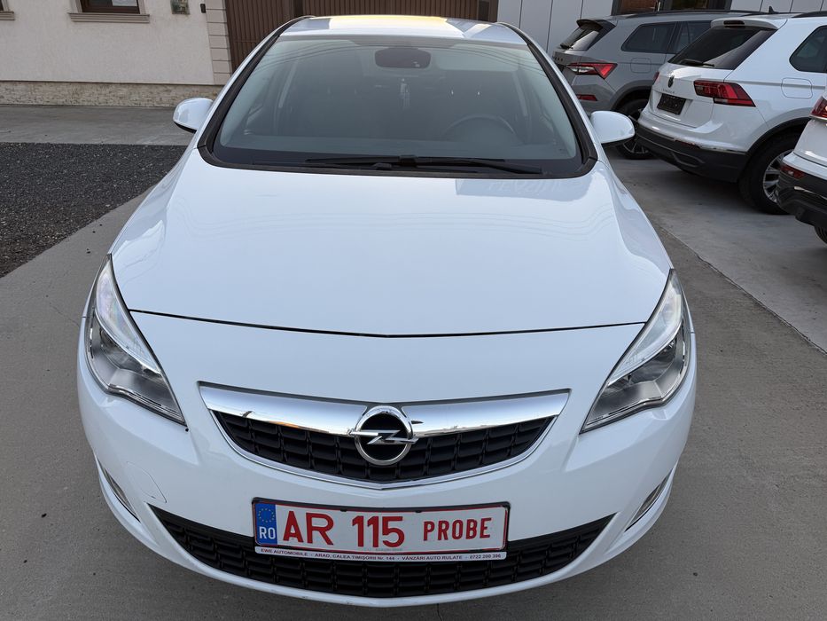 Opel Astra J 1,4 Turbo Rate Fixe Garantie 12 Luni Livrare gratuita