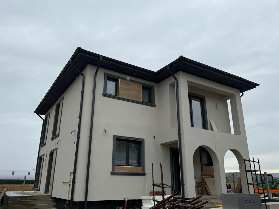 Case de VANZARE / Vernesti