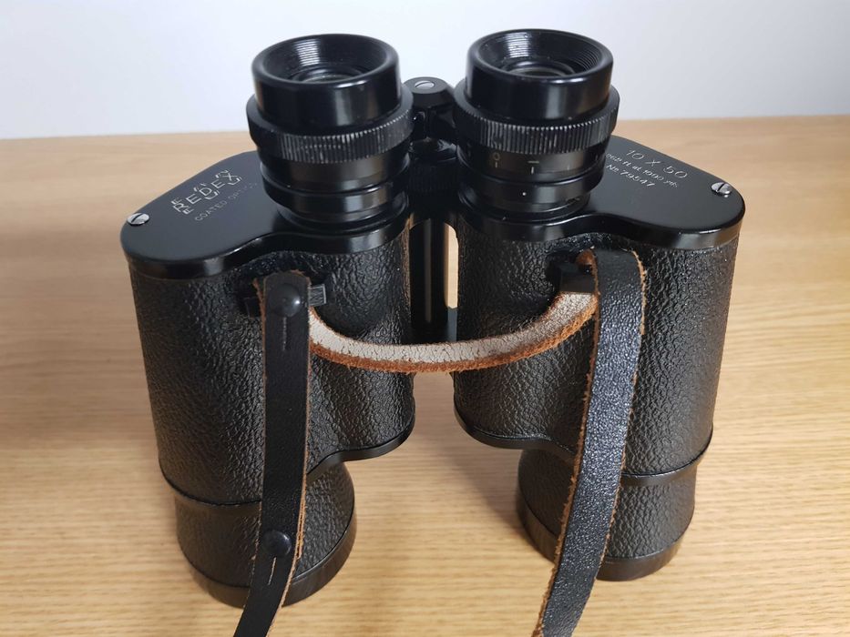 Binoclu Redex cu etui, 10 X 50