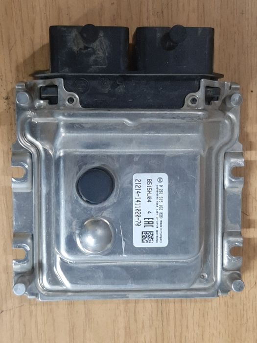 Эбу компьютер  на ниву 21214