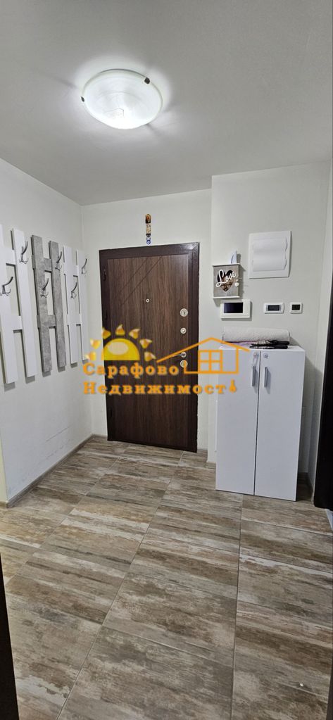 Дава се под наем Тристаен апартамент в Бургас, Сарафово - 110 кв.м за 663 € - Снимка #8