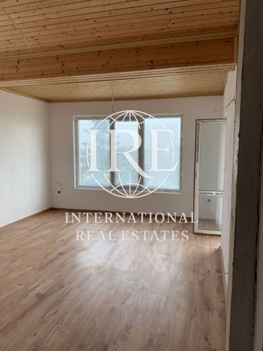 Къща в Добрич, област-с.Топола площ 115 цена 89000