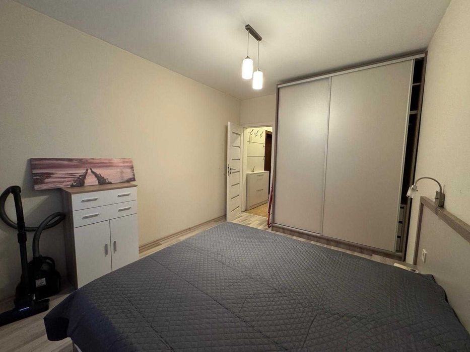 Дава се под наем Двустаен апартамент в Бургас, Лазур - 55 кв.м за 459 € - Снимка #4