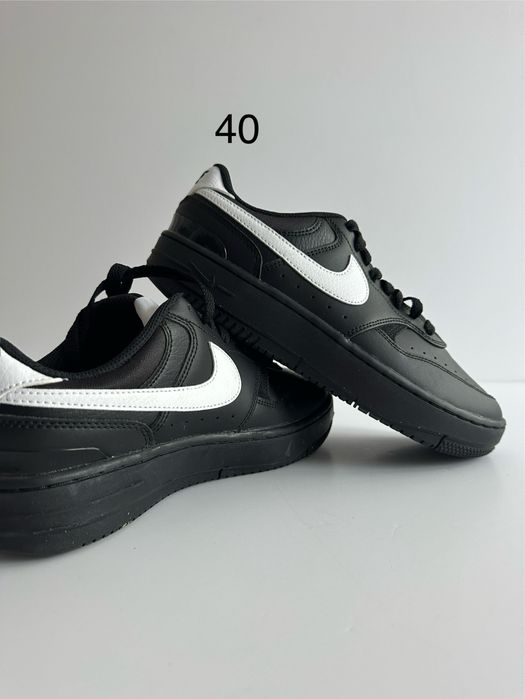 Nike marimea 40 noi, originali
