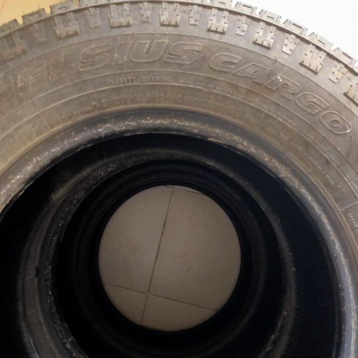 Toyo Celsius cargo 225/70/15C DOT24
