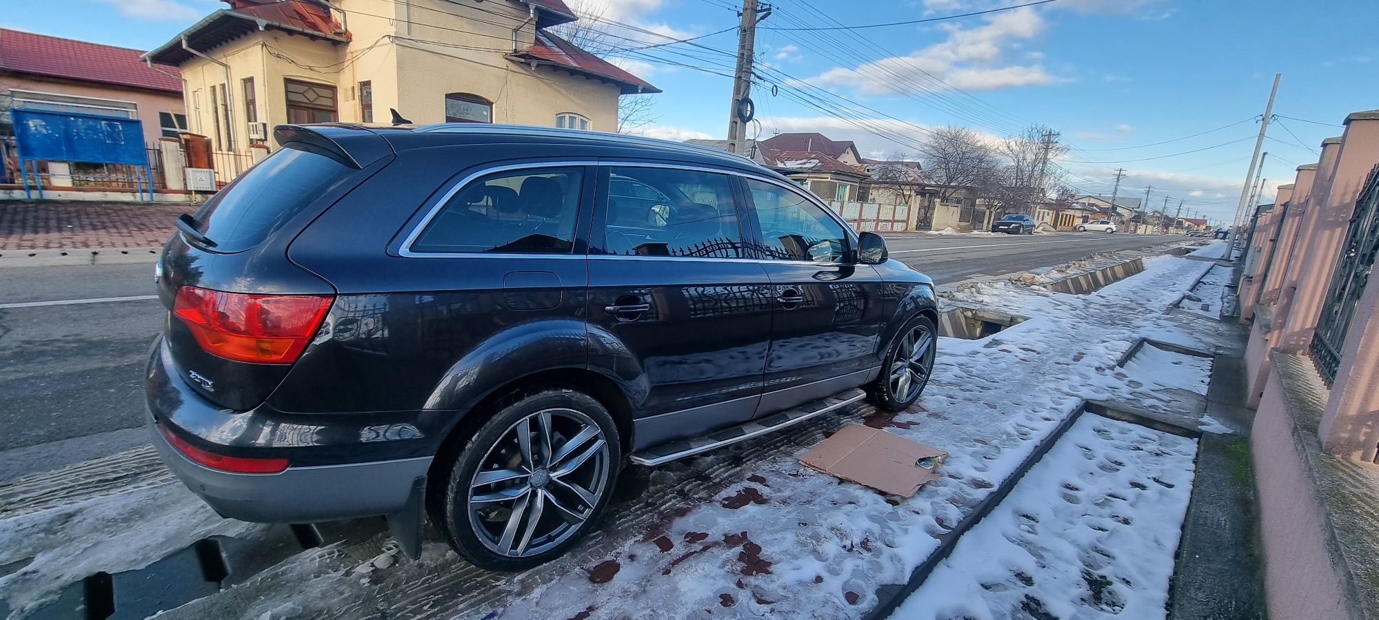 Dezmembrez Audi Q7