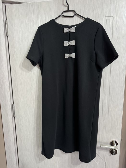 Комплект рокля L и обувки 38