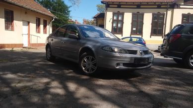 Renault Laguna 2.0 16v Initiale