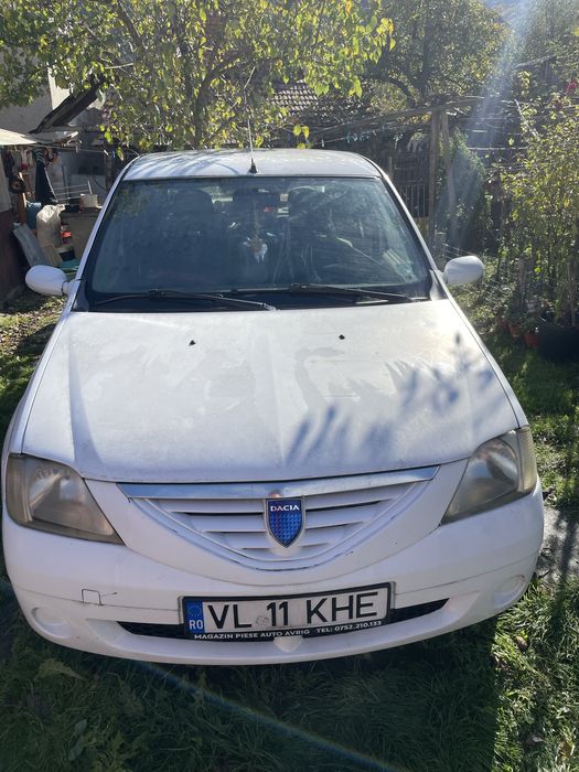 Vand dacia logan ,nepornita de 2 ani