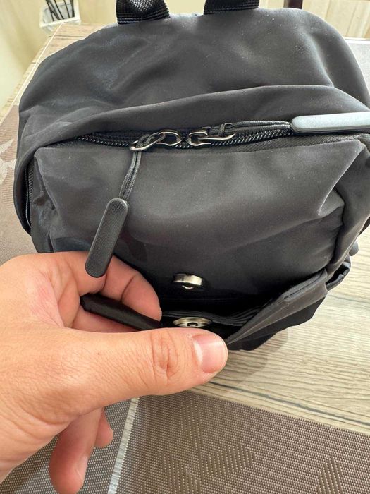 Раничка чанта Nike в черно