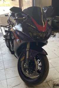 Honda cbr 929 rr fireblade