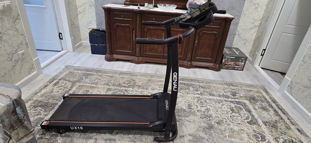 Беговая дорожка сотилади