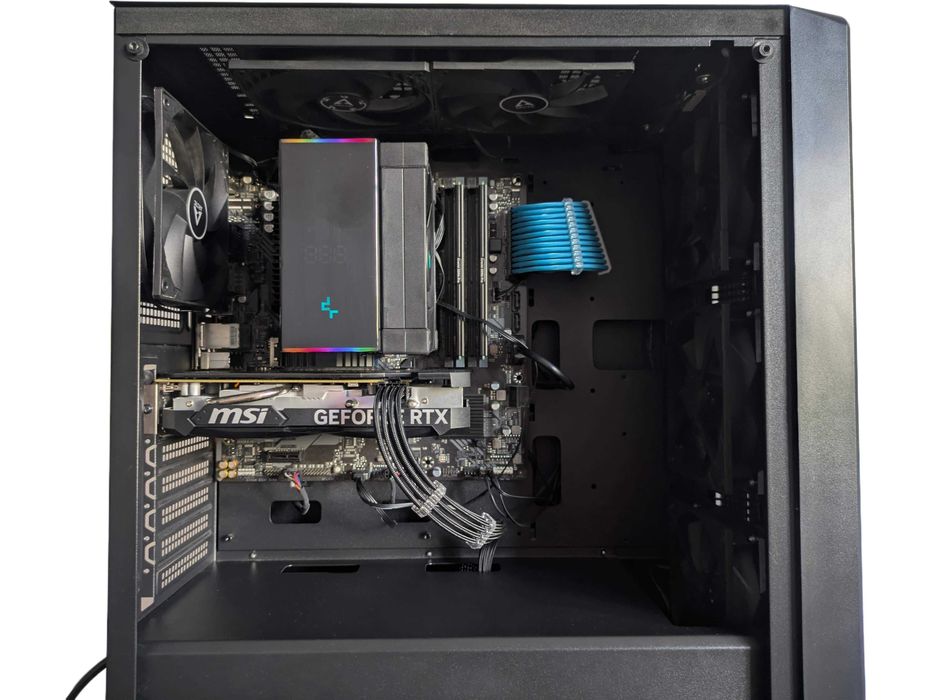 BLACK FRIDAY i5 13600k, RTX 4060 8GB OC, 32GB DDR4, 1TB SSD + Garantie