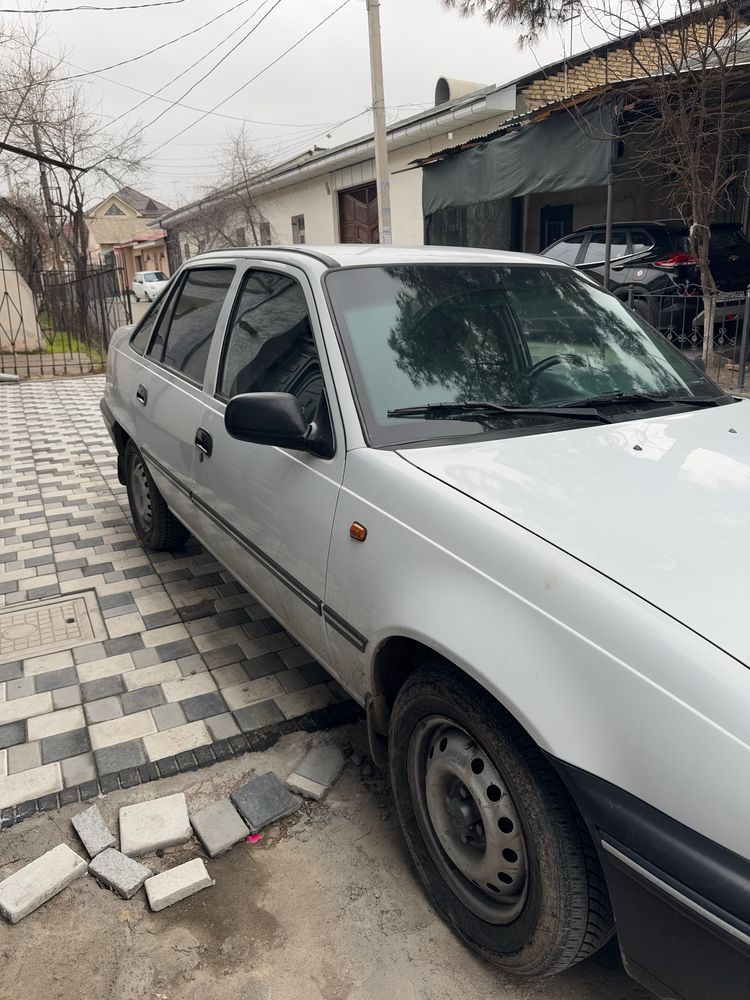 Nexia 1 dons 1.5 в отличном состояние!