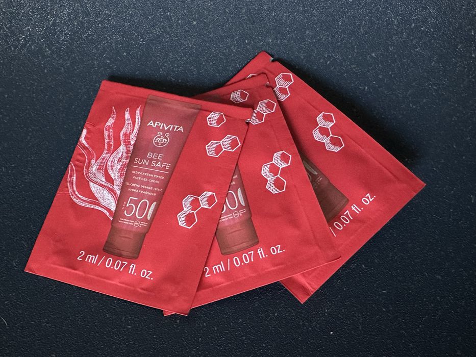 Слънцезащита Apivita (тестери)