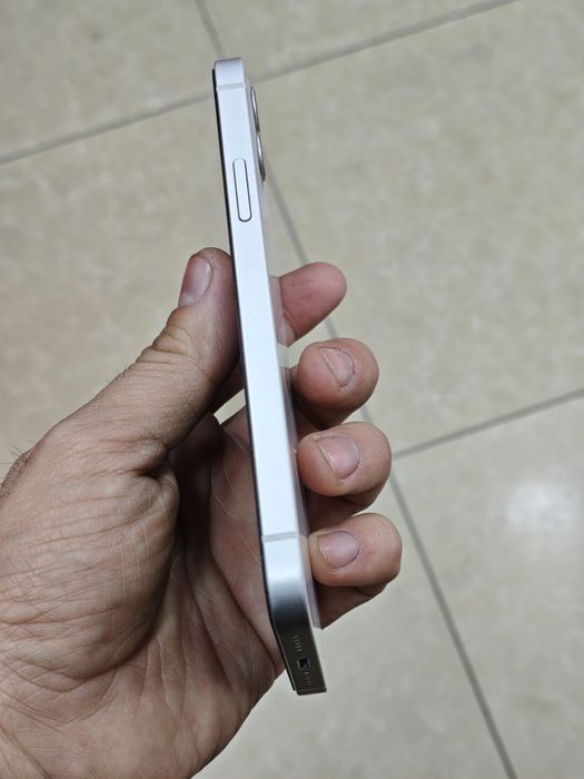 iPhone 12 64 gb holati yaxshi