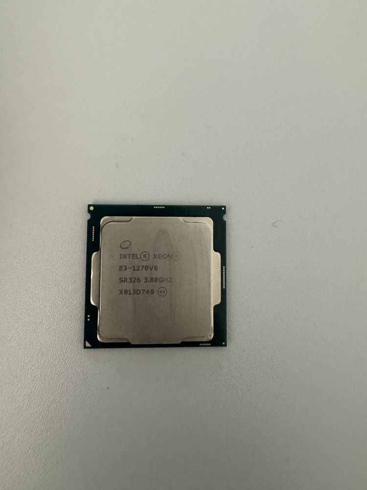 Процесор Intel Xeon E3-1270v6 SR326 сокет LGA1151