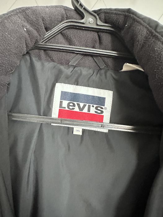 Пуховик Levis, очень теплый , унисекс
