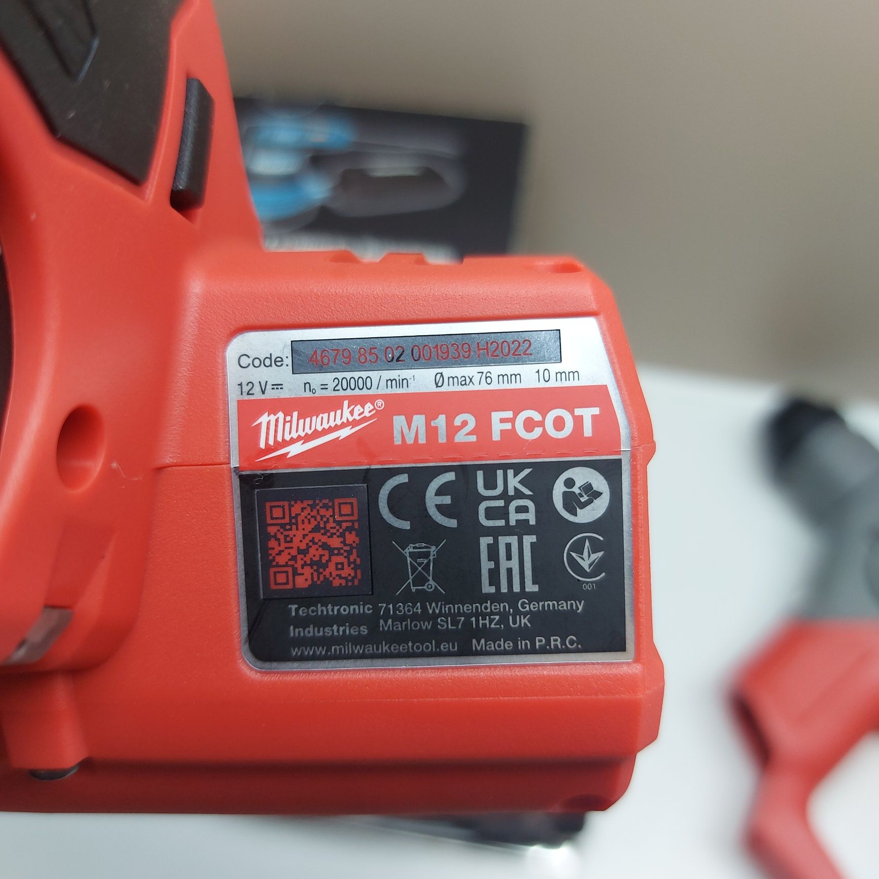 ПРОМОЦИЯ.Акумулаторен мултифлекс Milwaukee M12 FCOT-0