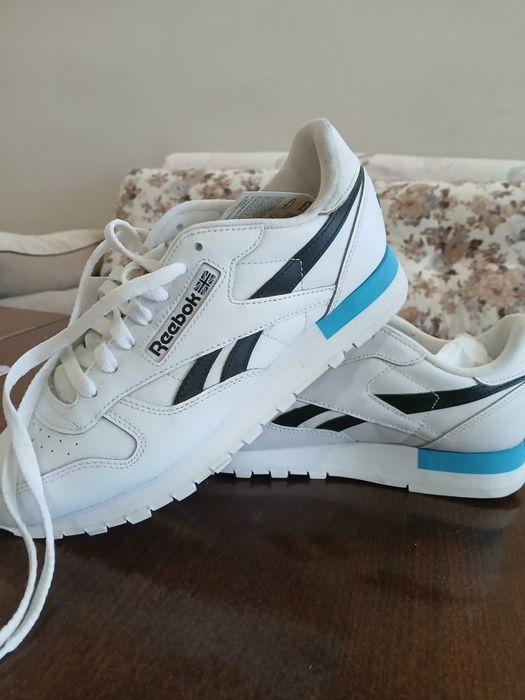 Чисто нови мъжки маратонки