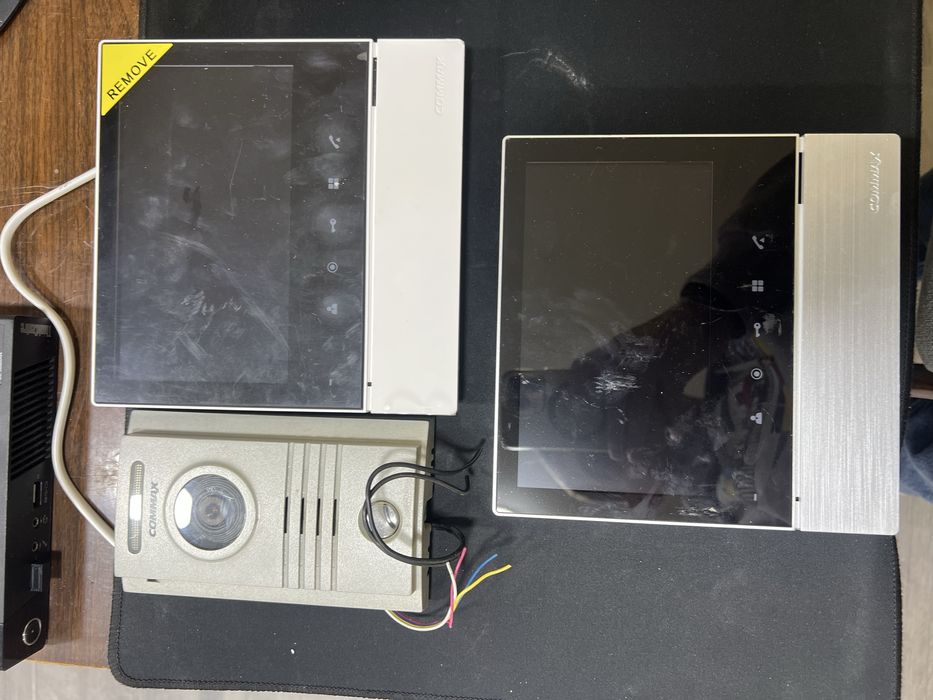 Домофон  Commax 2 монитора + вызов панель