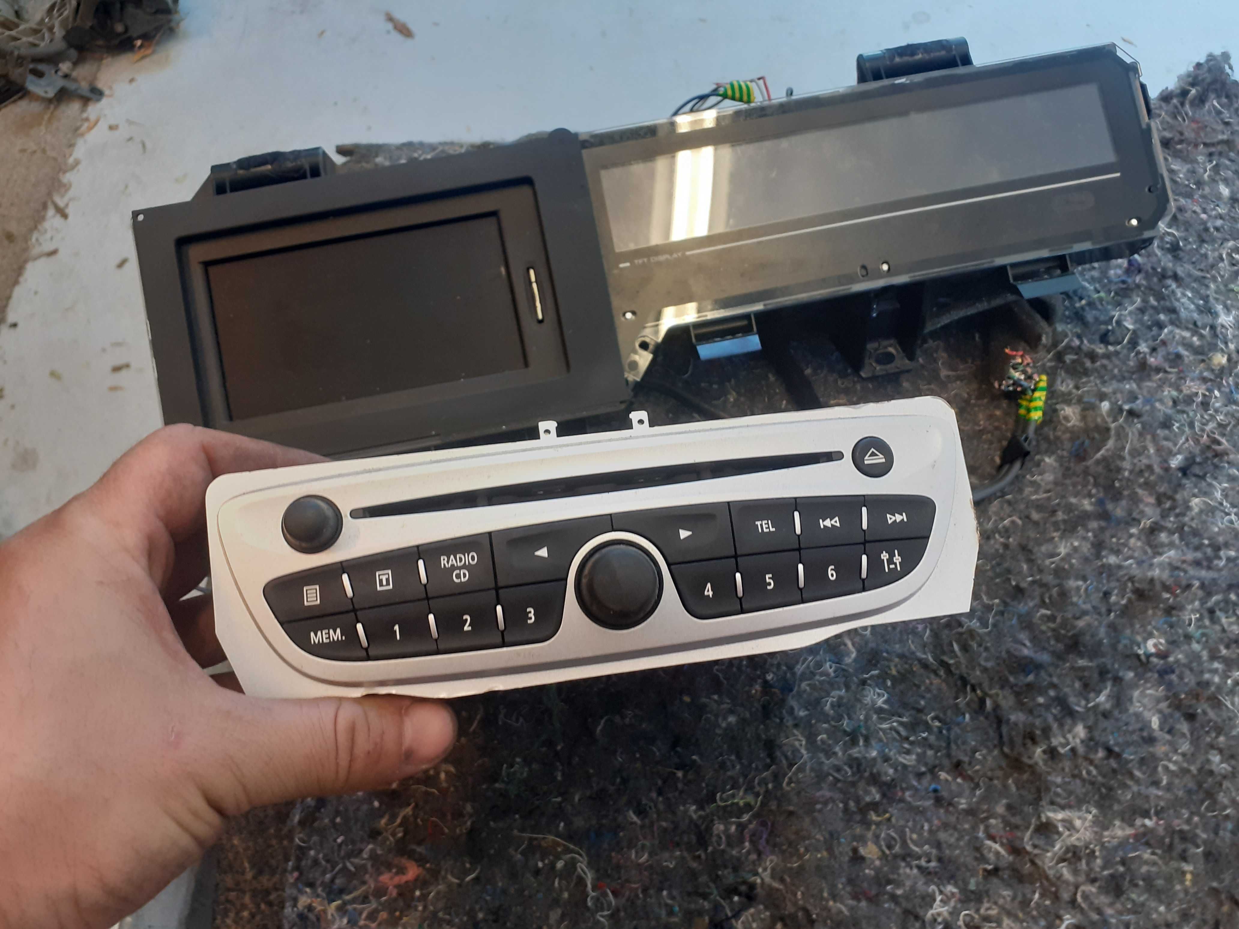 Radio cd-player Navigatie Renault Scenic 3 Ceasuri bord