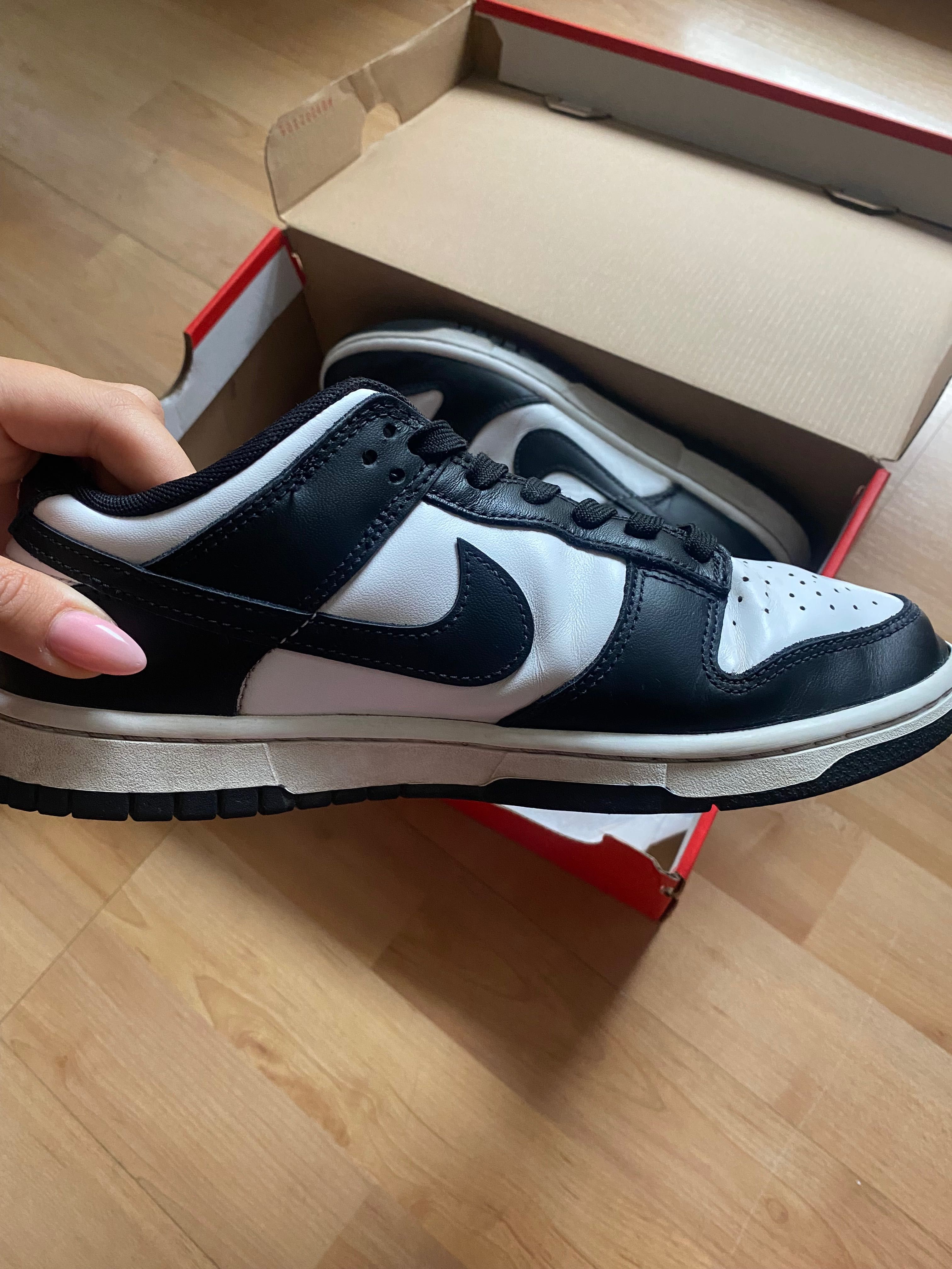 Nike Dunk Low Panda