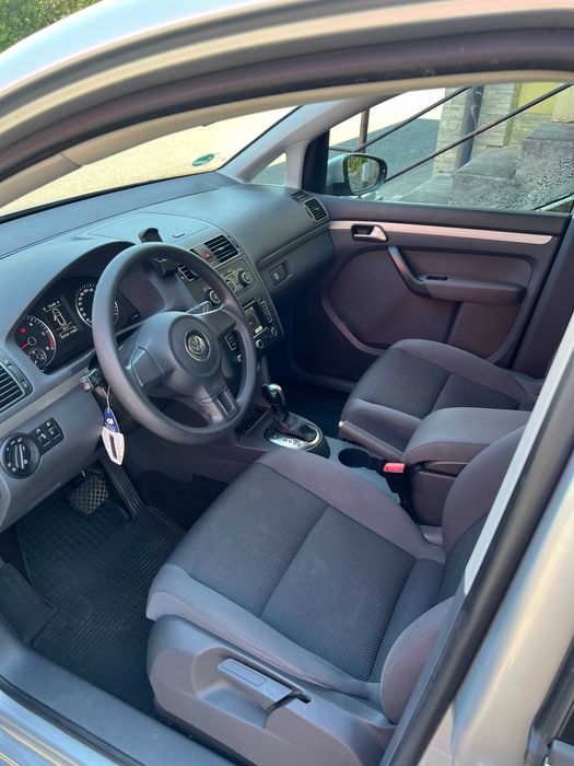 Vând VW Touran,an fabricatie 2014,motorizare 1.6 TDI