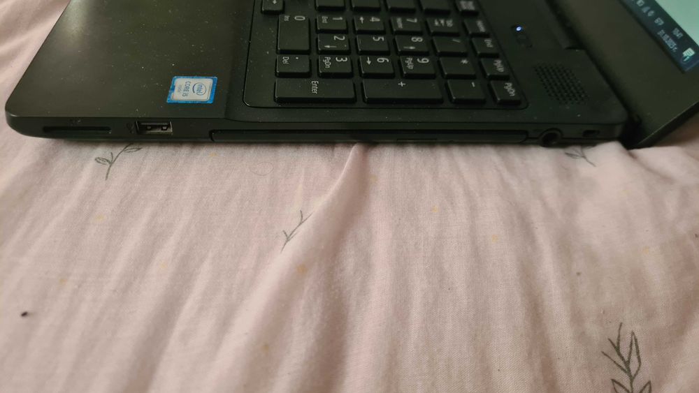 15.6 инча висок клас лаптоп внос от Германия